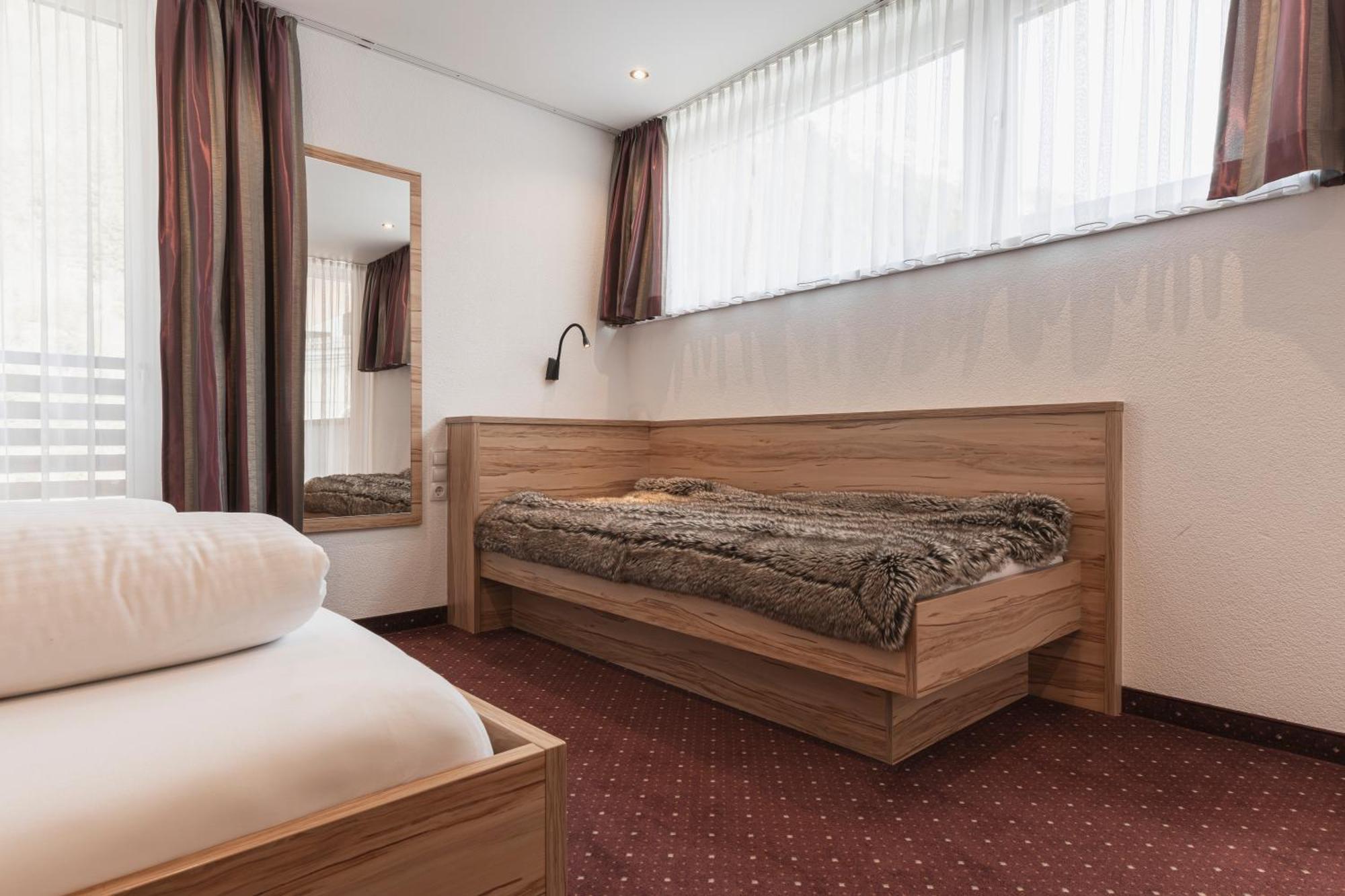 Birkheim Hotel Ischgl Quarto foto