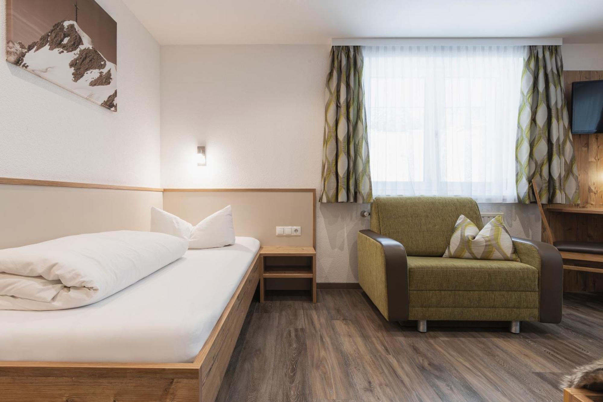 Birkheim Hotel Ischgl Quarto foto