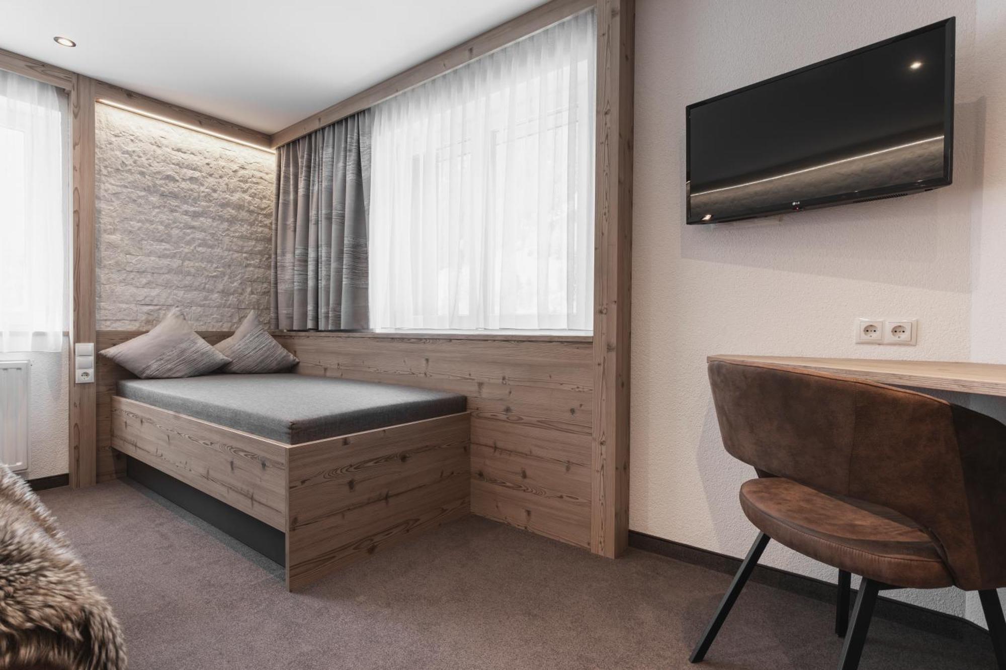 Birkheim Hotel Ischgl Quarto foto