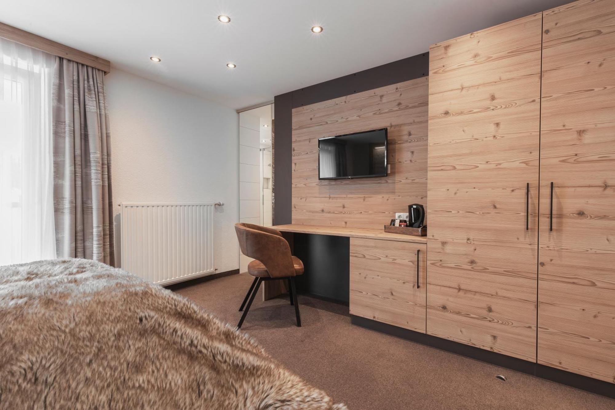 Birkheim Hotel Ischgl Quarto foto